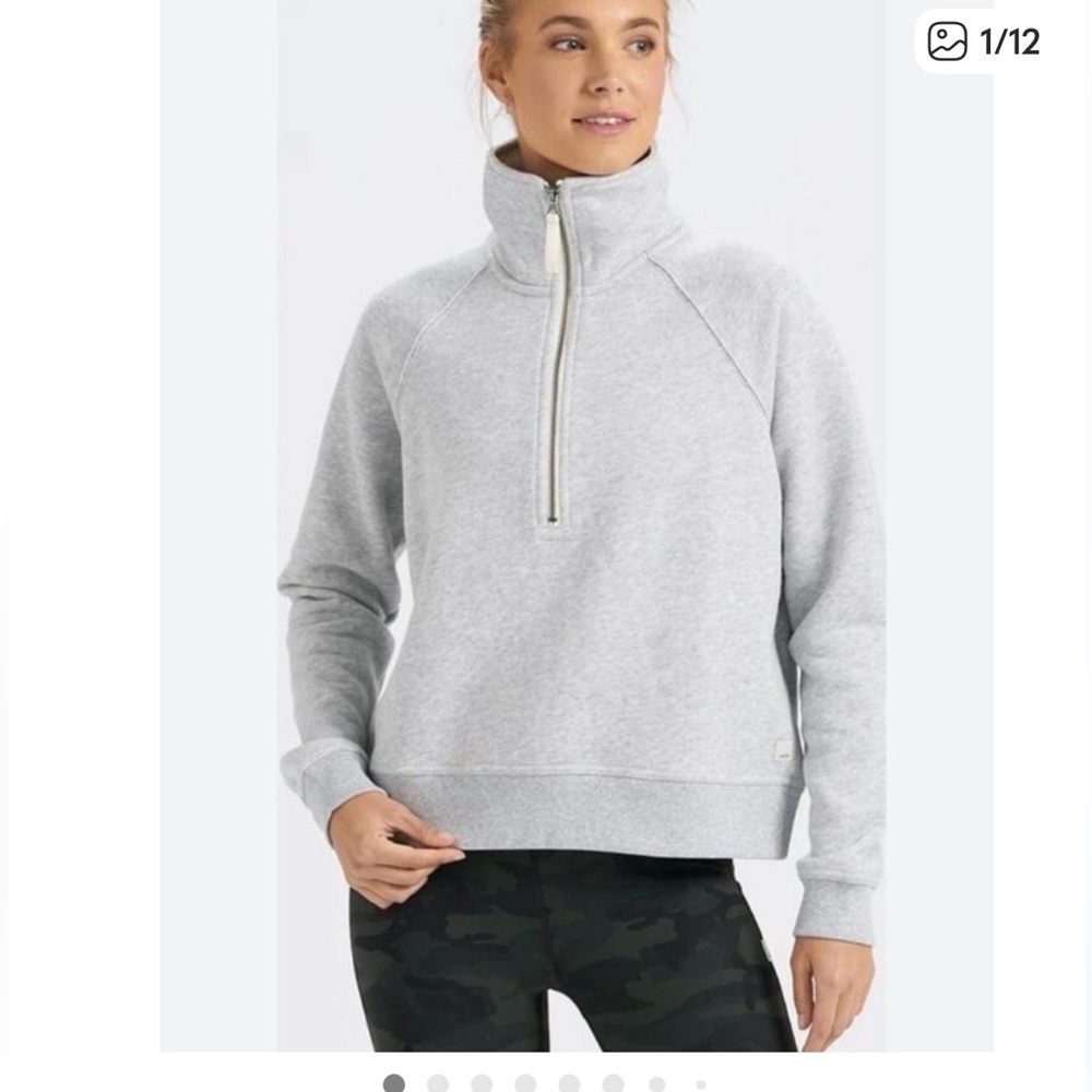 Vuori Restore Half Zip Top  size small
Like new gray